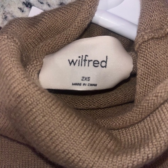 Wilfred women’s 100% merino wool sweater - Picture 3 of 4